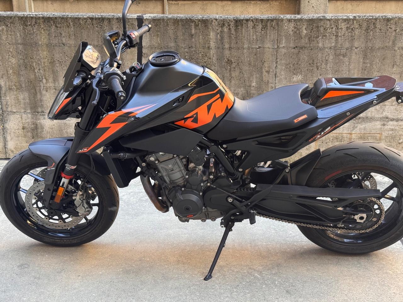 Ktm 890 Duke KM 8000
