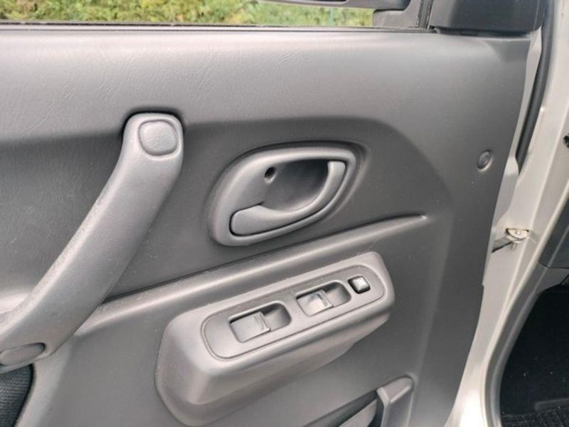 Suzuki Jimny Jimny 1.3i 16V cat 4WD JLX