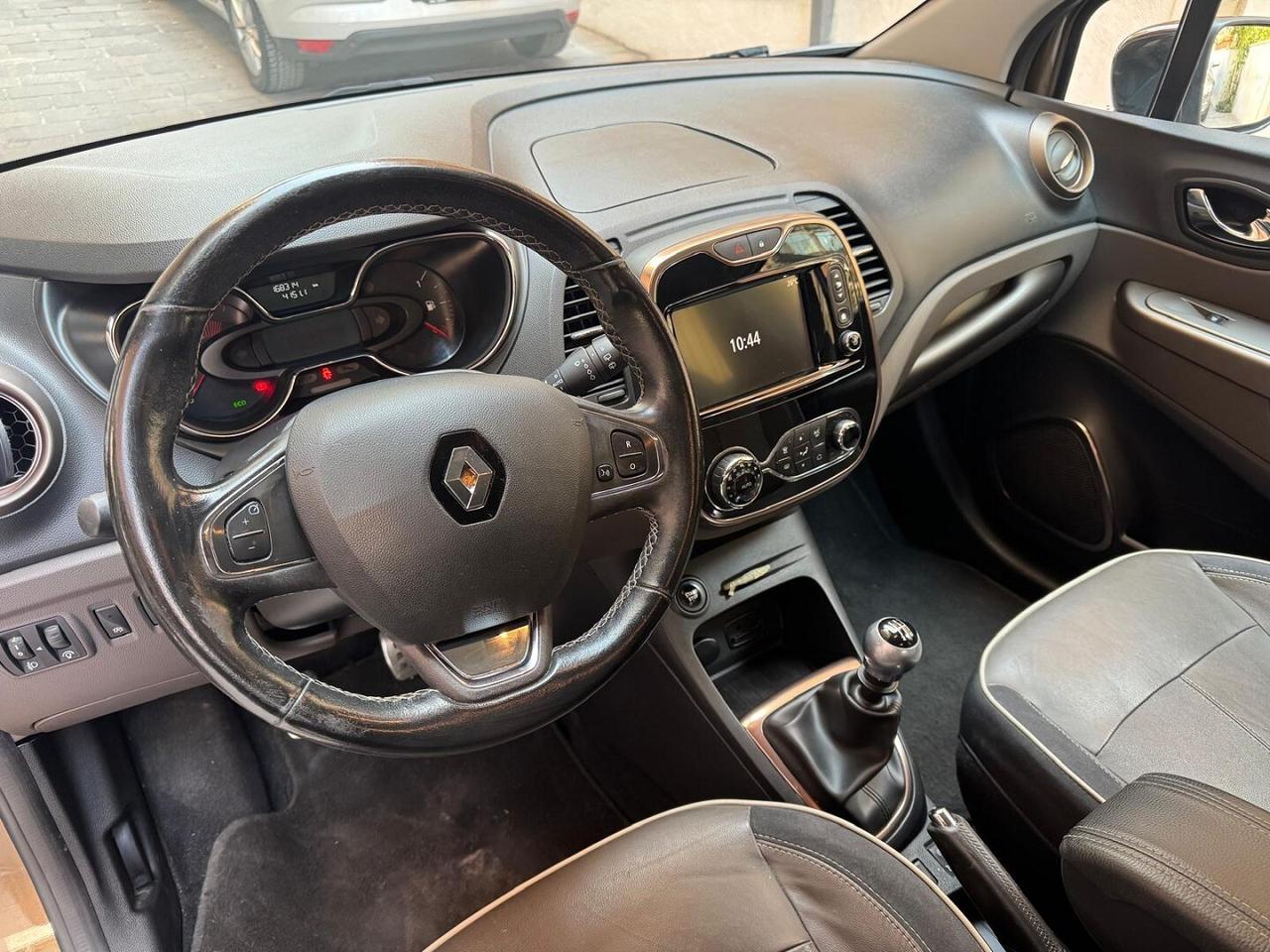 RENAULT Captur dCi 8V 110CV Start&stop Iconic