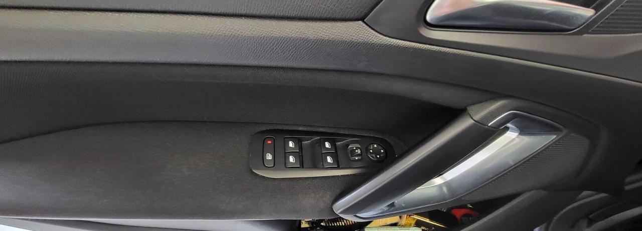 Peugeot 308 ALLURE 120CV-START&STOP- TENUTA IN PERFETTE CONDIZIONI -COME NUOVA