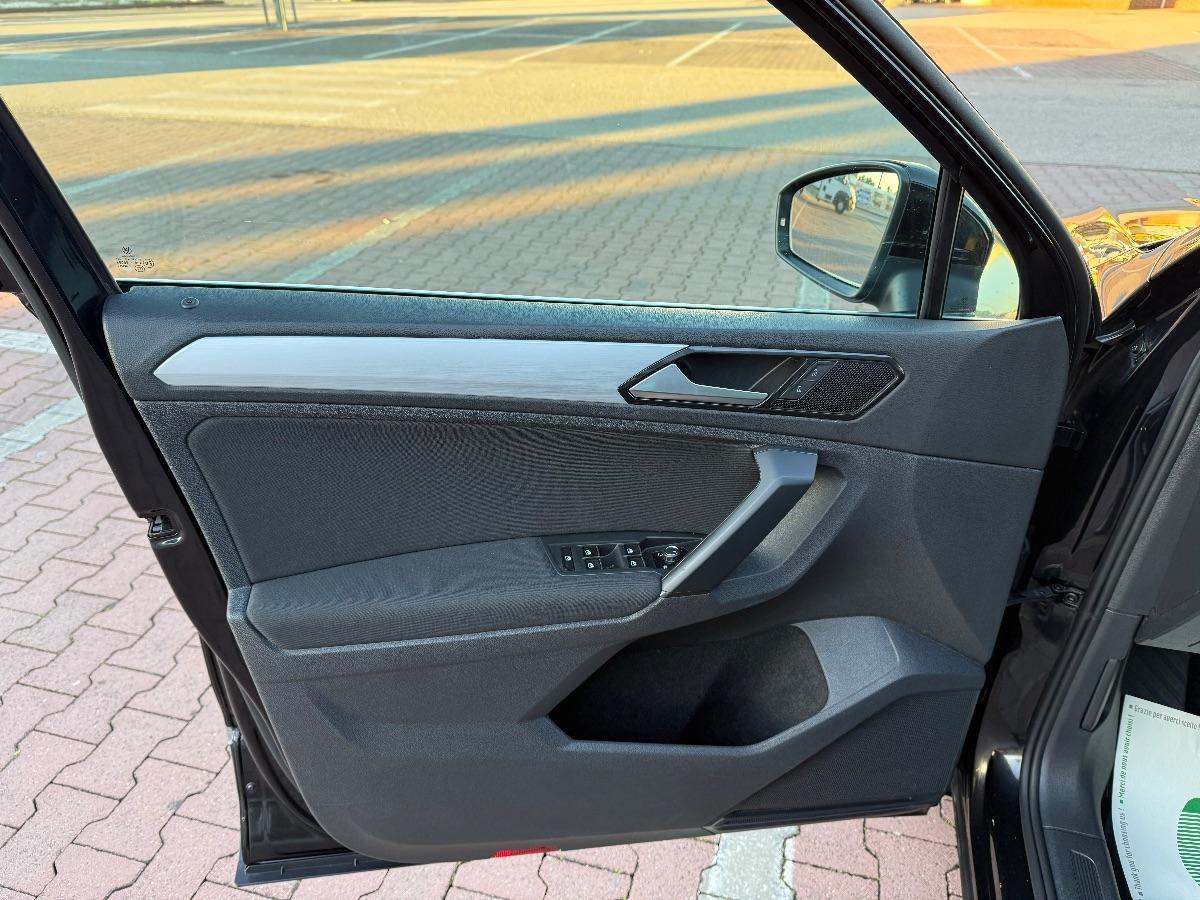 VOLKSWAGEN - Tiguan - 1.6 TDI Business BMT