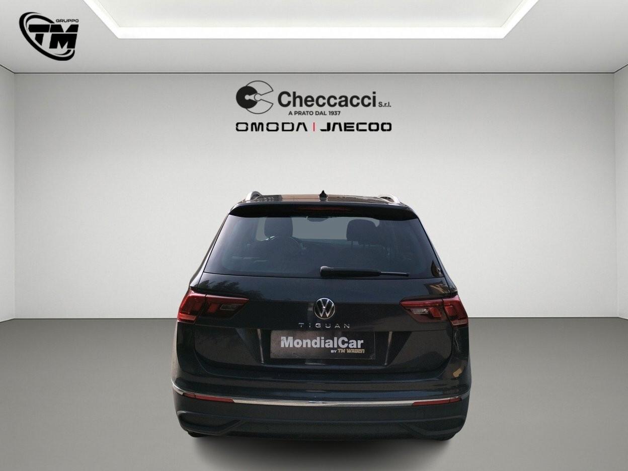 Volkswagen Tiguan 2.0 tdi Life 150cv dsg - IVA ESPOSTA