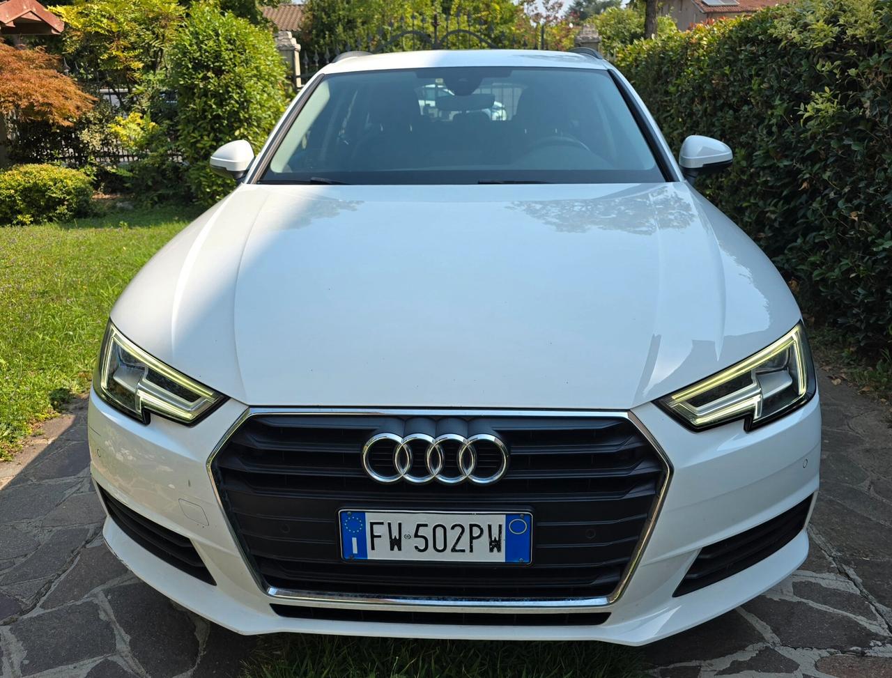 Audi A4 Avant 35 TDI S tronic Business Sport