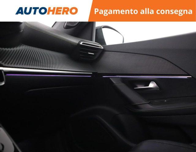 PEUGEOT 2008 motore elettrico 136 CV GT