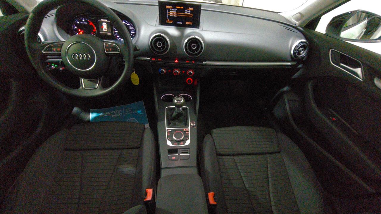 Audi A3 SPB 1.6 TDI clean diesel Business 5P