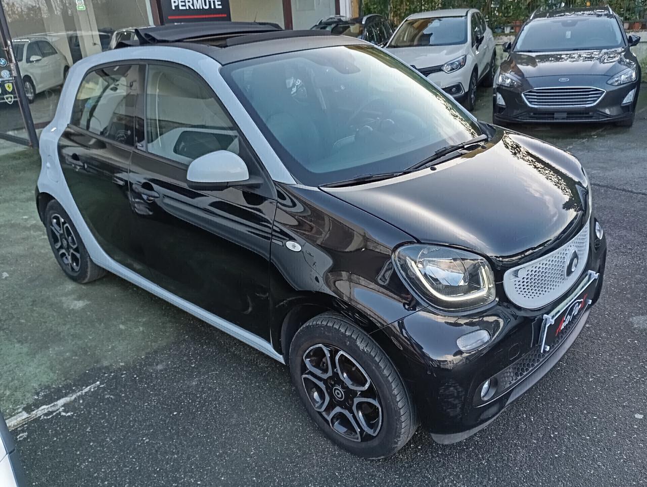 Smart ForFour Cabrio 1.0 70CV Prime Aut.