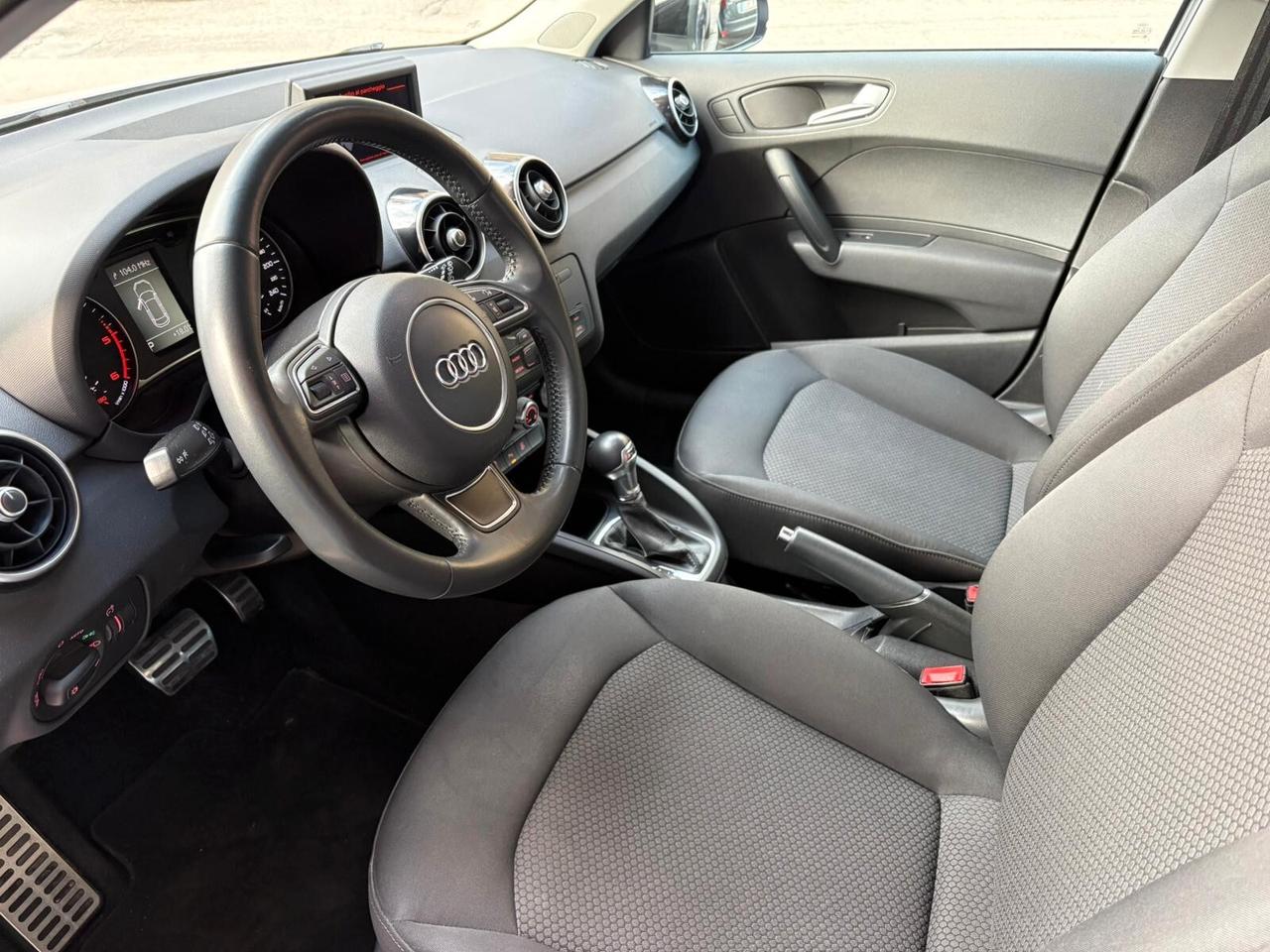 Audi A1 1.6 TDI S tronic line edition