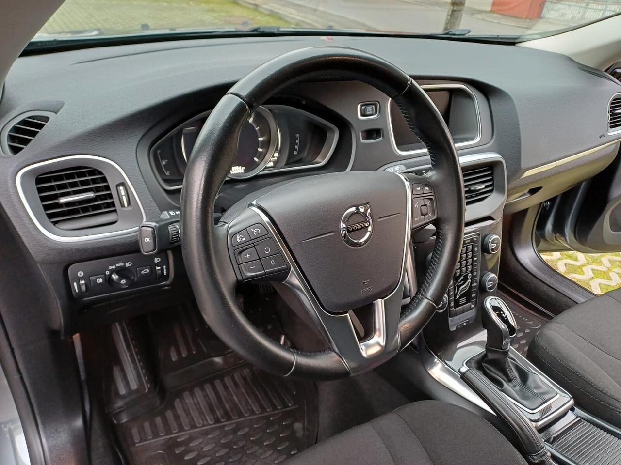 Volvo V40 D2 Geartronic Business