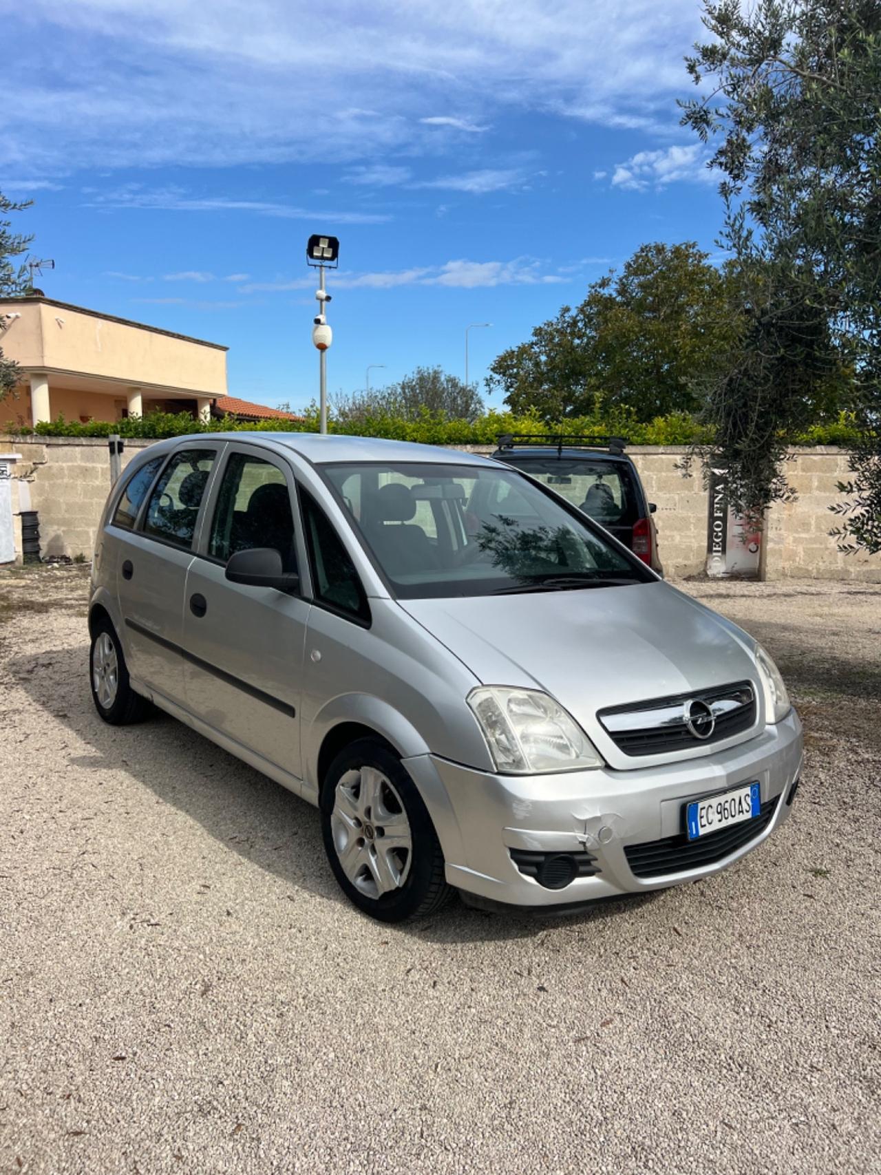 Opel Meriva 1.4 16V GPL-TECH Enjoy