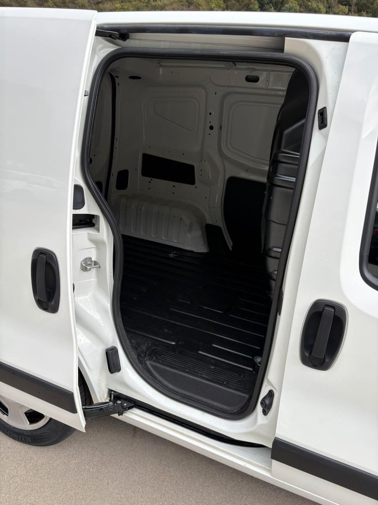 Fiat Fiorino 1.3 MJT 95CV Cargo SX