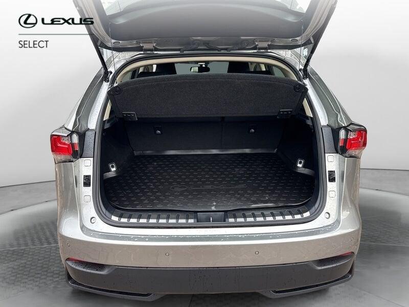 Lexus NX NX 300 Hybrid 4WD Executive