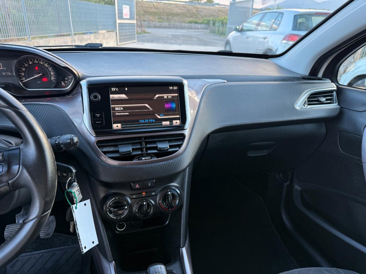 PEUGEOT 2008 ANNO 12/2014 1.4 DIESEL 80 CV
