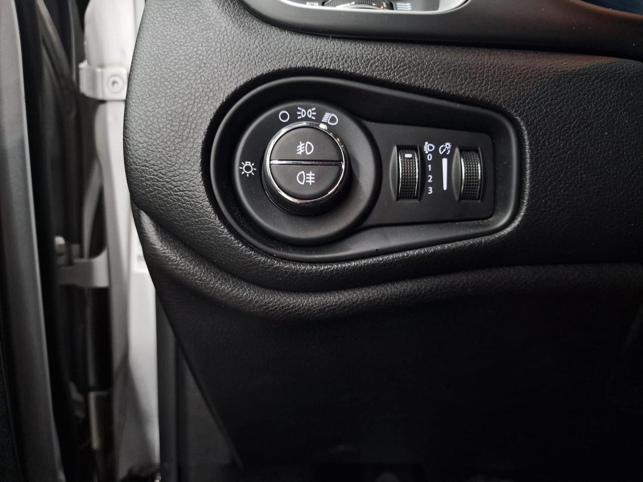 Jeep Renegade 1.6 Mjt 120 CV Longitude