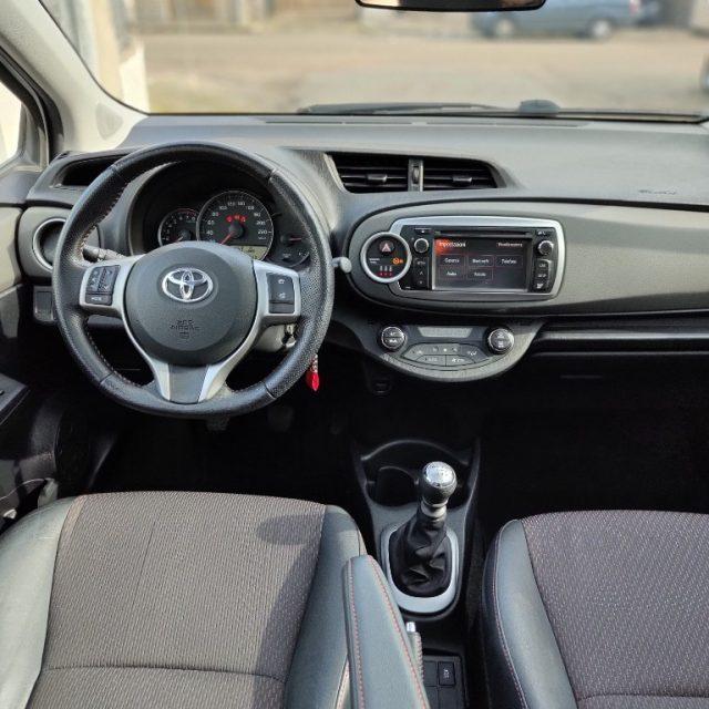 TOYOTA Yaris 1.3 Lounge