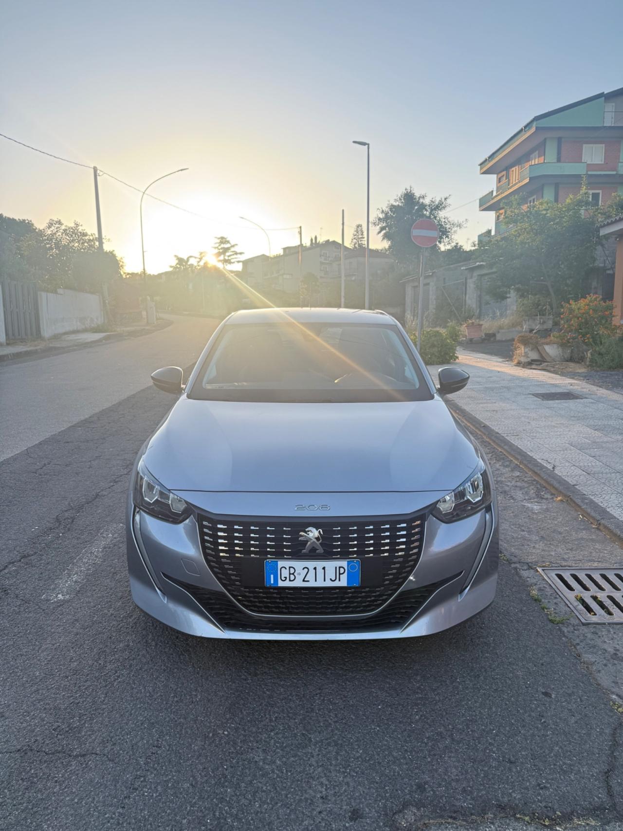 Peugeot 208 PureTech 75cv