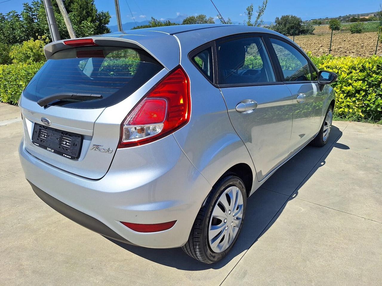 Ford fiesta 1.4 GPL 95cv.Distribuzione Ok