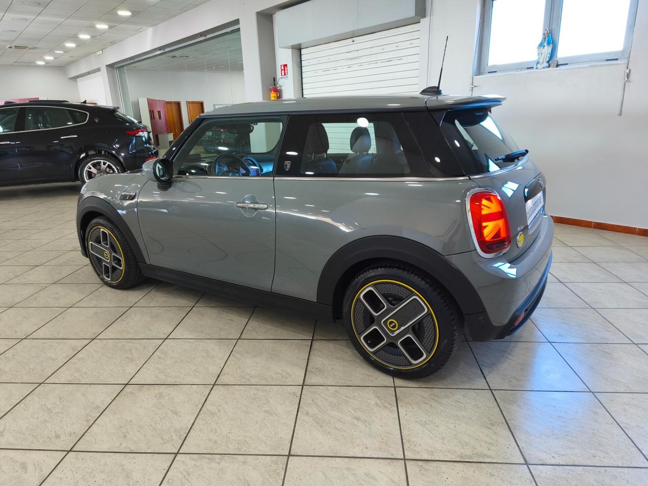 Mini Full Electric Cooper SE Yours