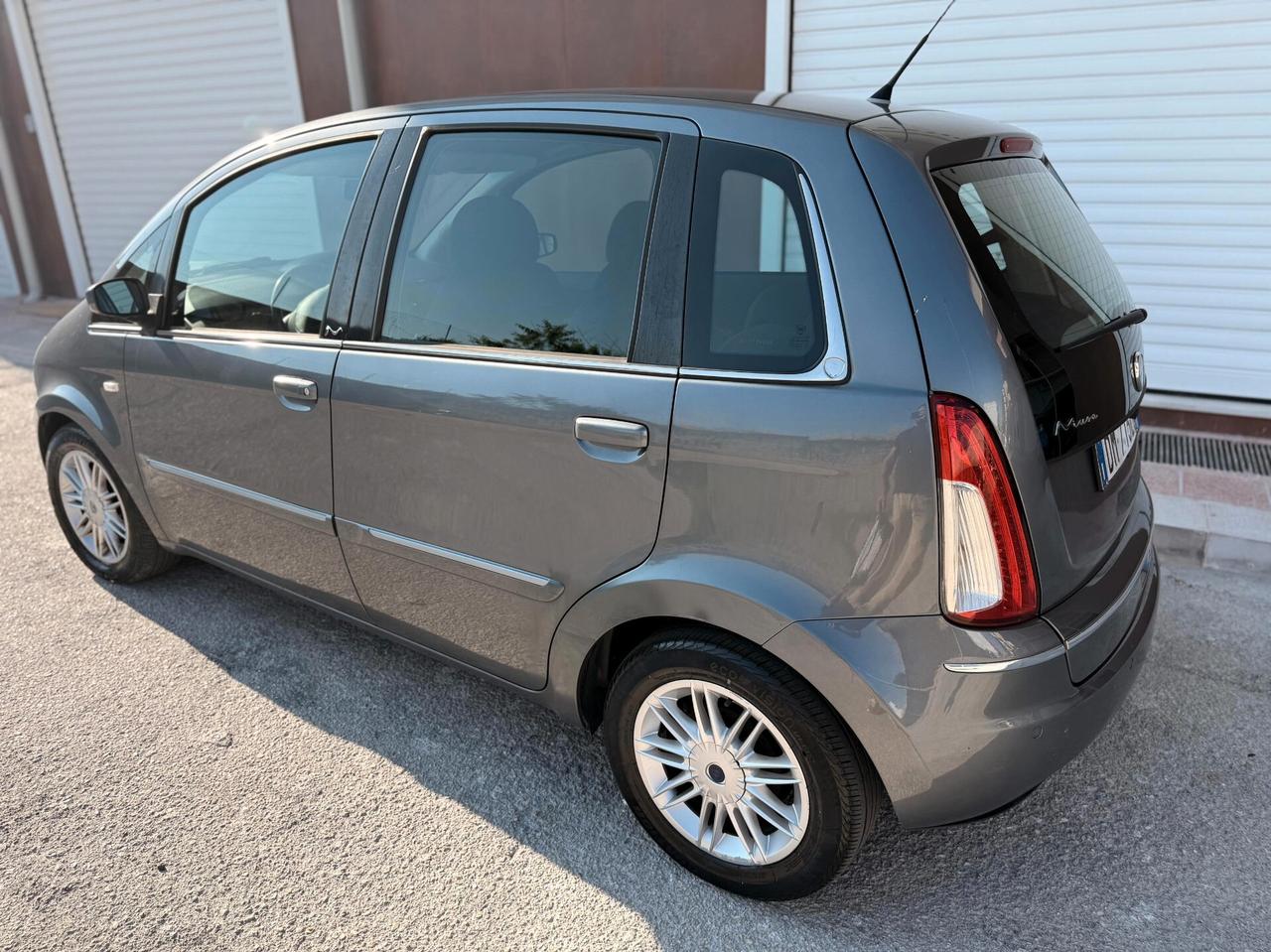 Lancia MUSA 1.3 Multijet 16V 90 CV Oro Plus