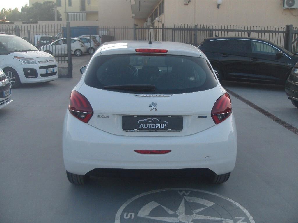 Peugeot 208 BlueHDi 75 5 porte Allure - 2015