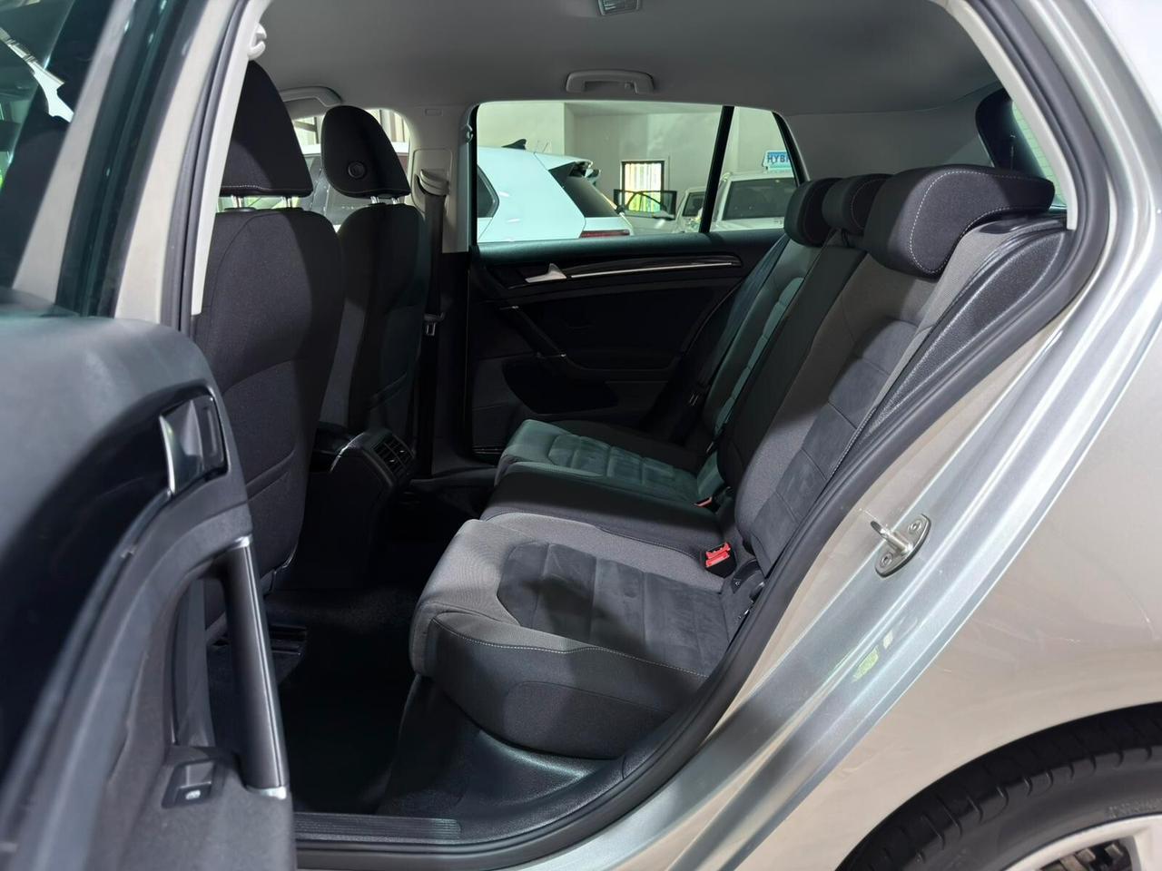 VOLKSWAGEN GOLF 7.5 1.6 TDI 115cv HIGHLINE 5p 2017