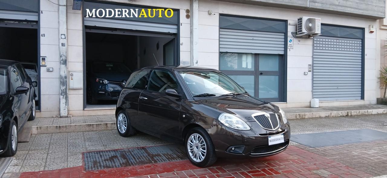 LANCIA YPSILON 1.2 PARI AL NUOVO