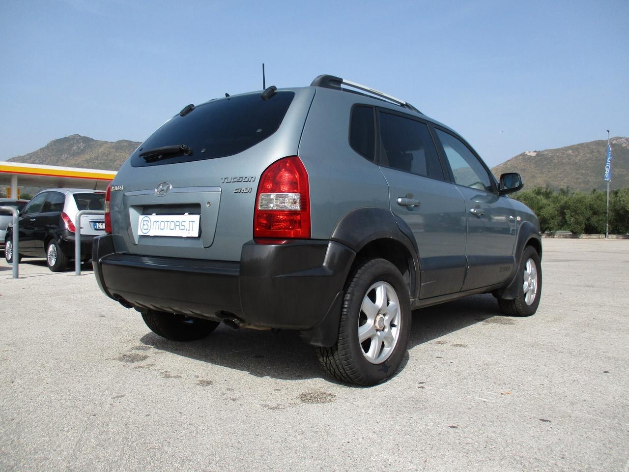 HYUNDAI TUCSON ACTIVE