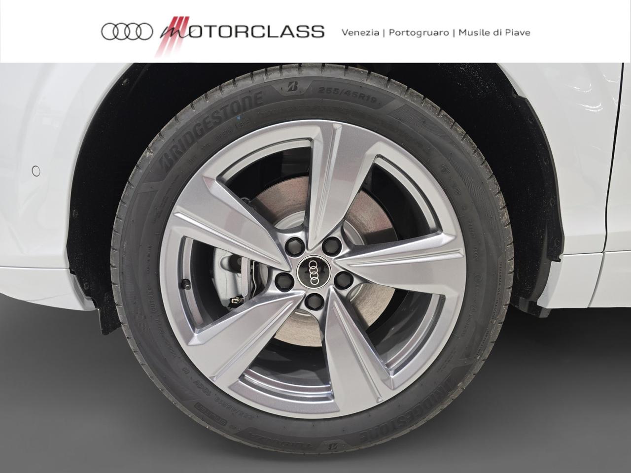 Audi Q3 sportback 1.5 e-hybrid 272cv s line edition s tronic
