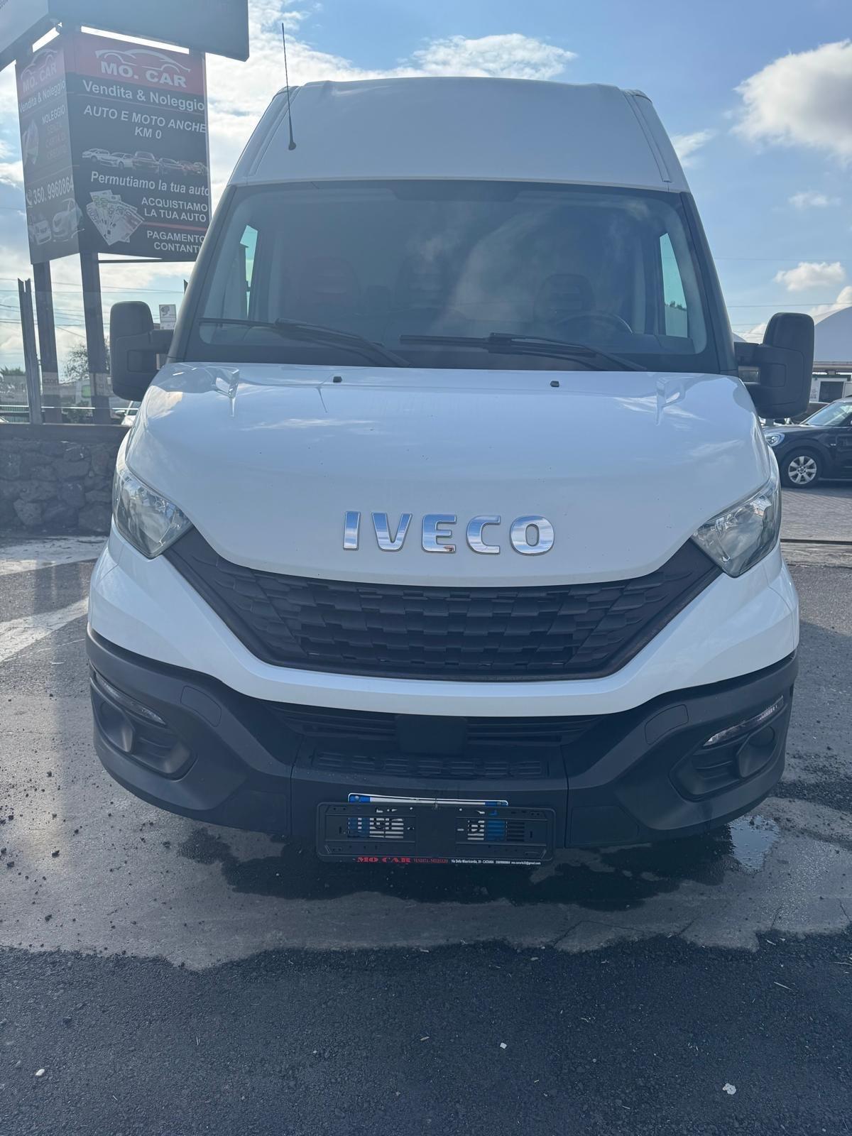 Iveco daily 2.2 coibentato..PARI AL NUOVO