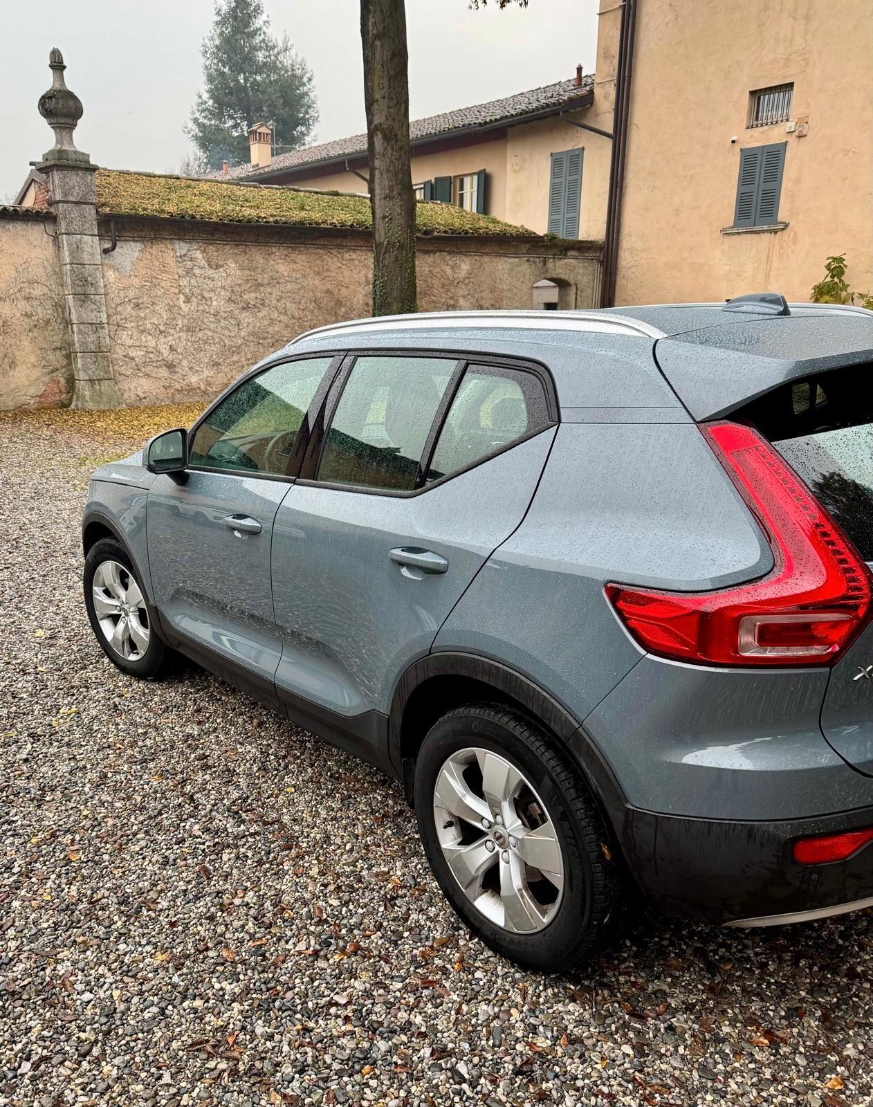 Volvo XC40 D3 AWD Geartronic Business Plus