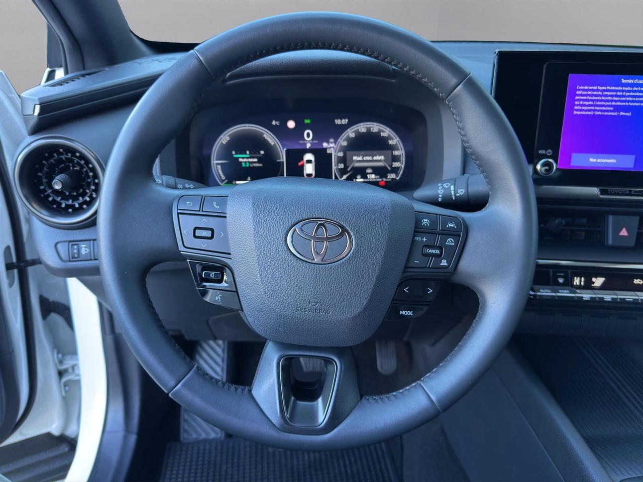 Toyota C-HR 1.8 hev Active fwd e-cvt