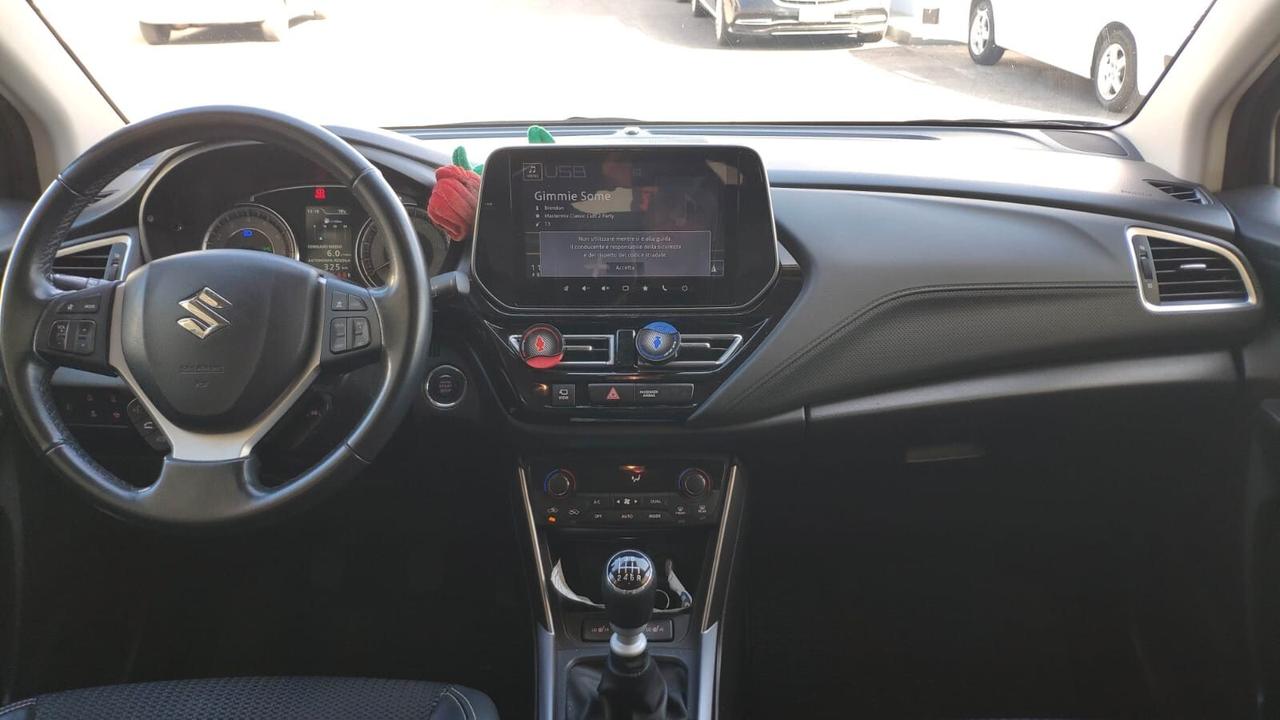 Suzuki S-Cross 1.4 Hybrid Top+