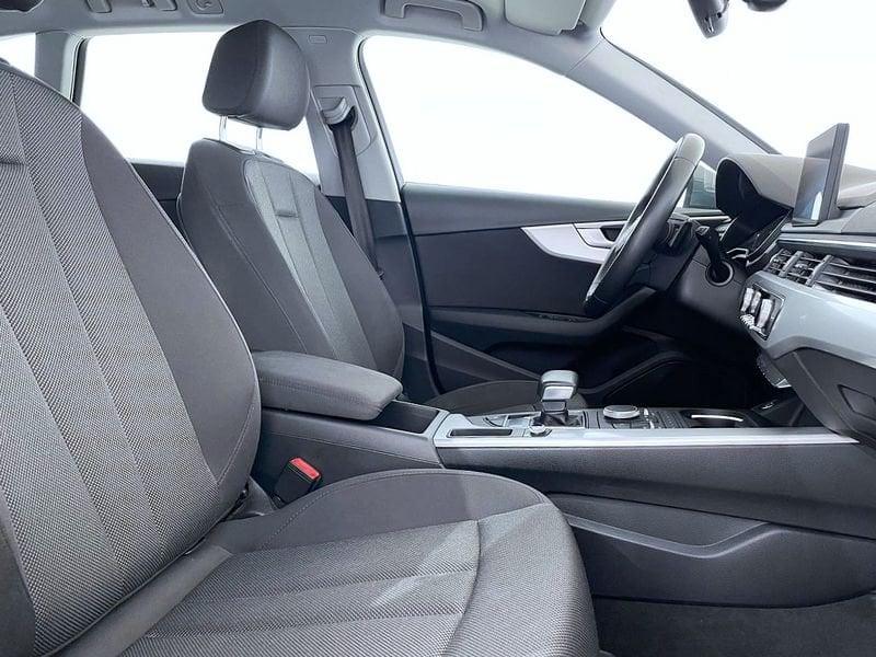 Audi A4 2.0 TDI 122cv S tronic