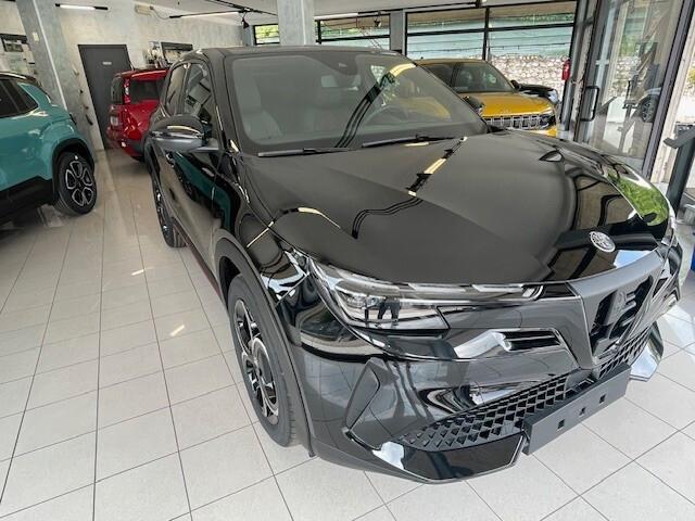 Alfa Romeo Altro ALFA JUINIOR 1.2 HYBRID E-DCT6 MHEV 136 CV MOD.SPECIALE AUTOMATICA!!