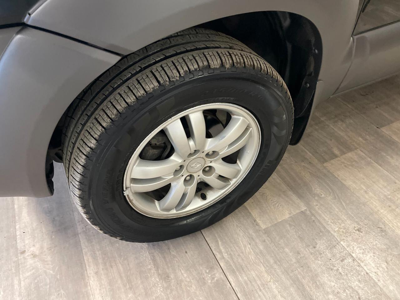 Hyundai Tucson D 2.0 140 CV CRDi VGT Active 4x4 Full Distribuzione NEOPATENTATI