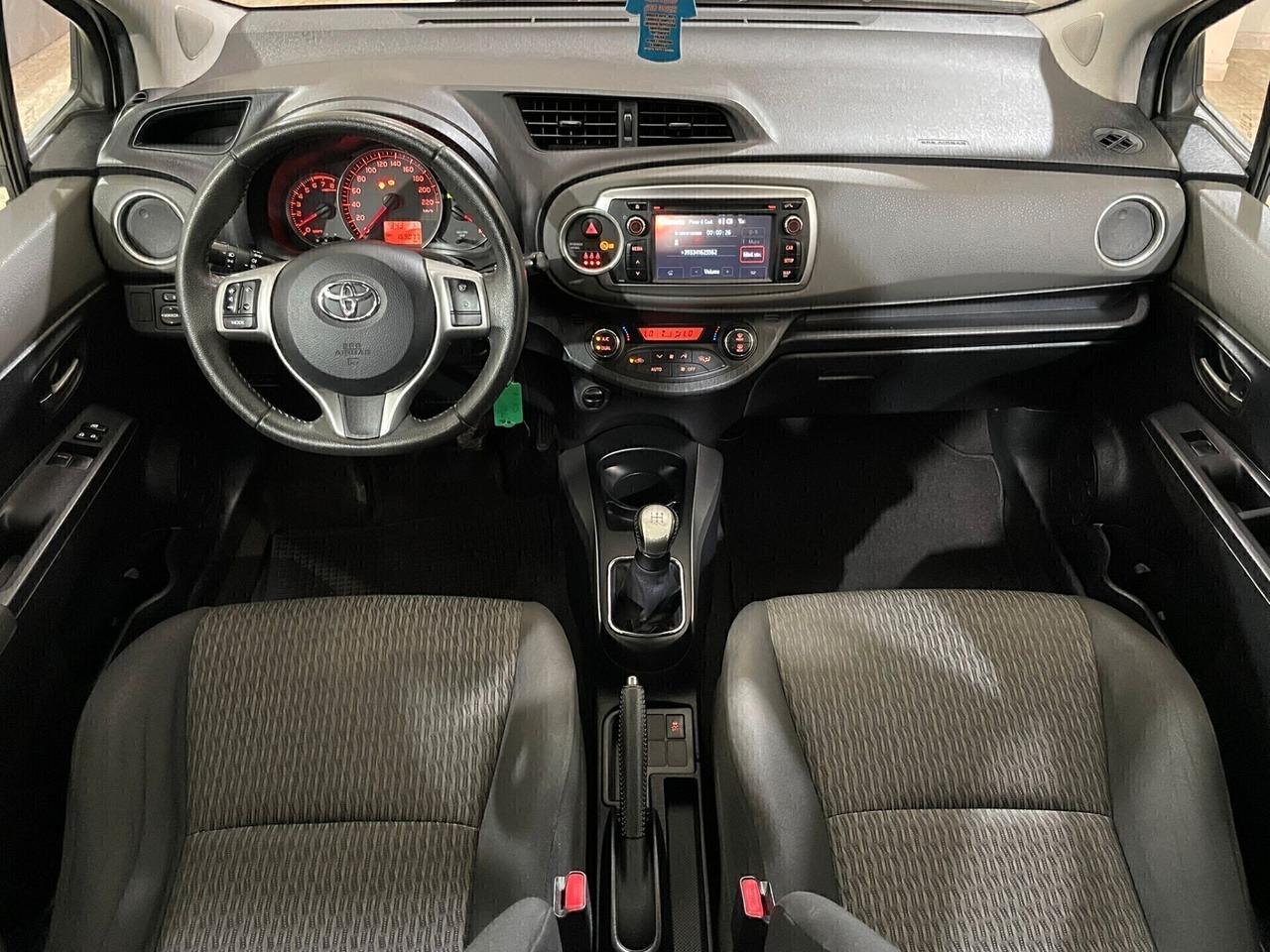 Toyota Yaris 1.0 5 porte Lounge