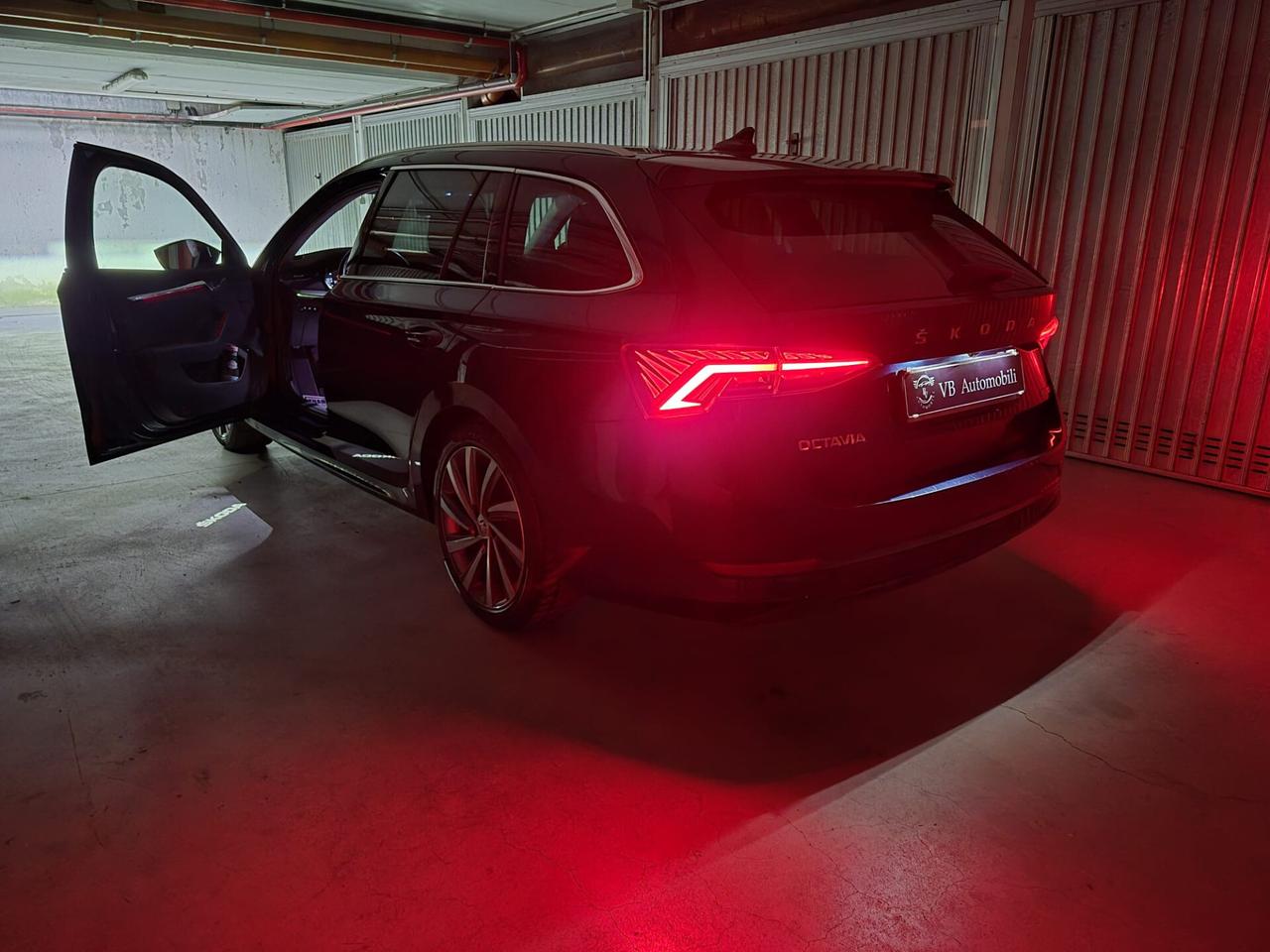 Skoda Octavia 1.5 e-TEC DSG Wagon Style