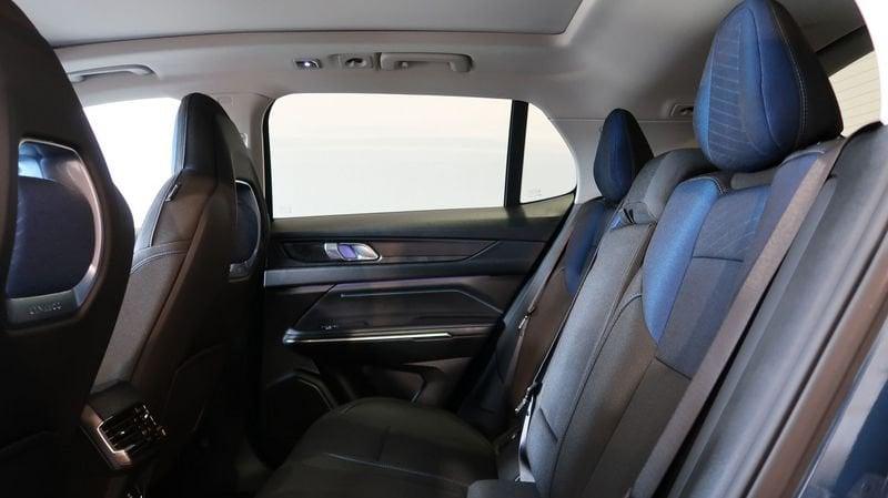 Lynk & Co 01 01 1.5 192KW PHEV DCT