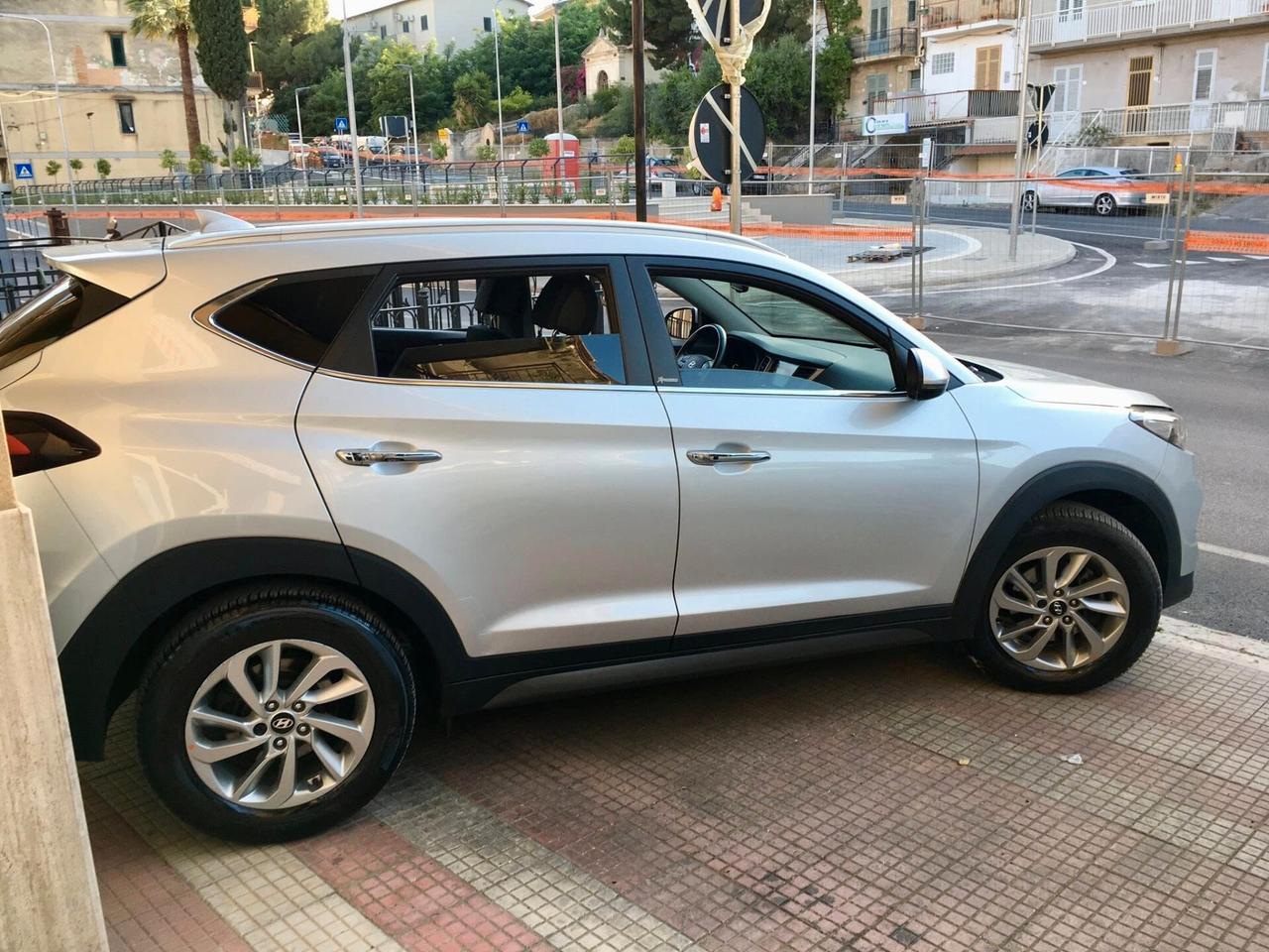 Hyundai Tucson 1.7 CRDi XPossible - 2015