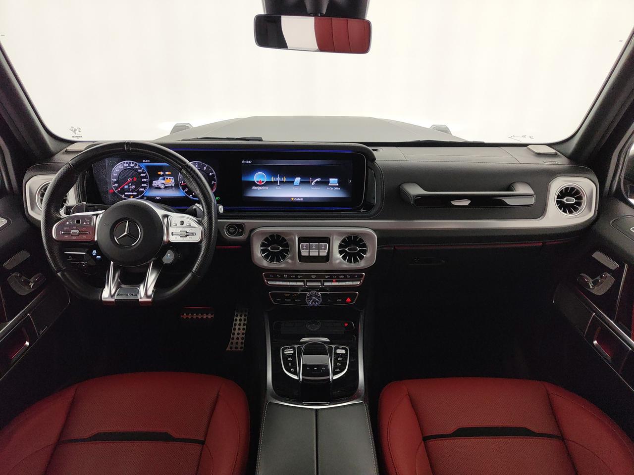 Mercedes-Benz G AMG 63 585cv auto