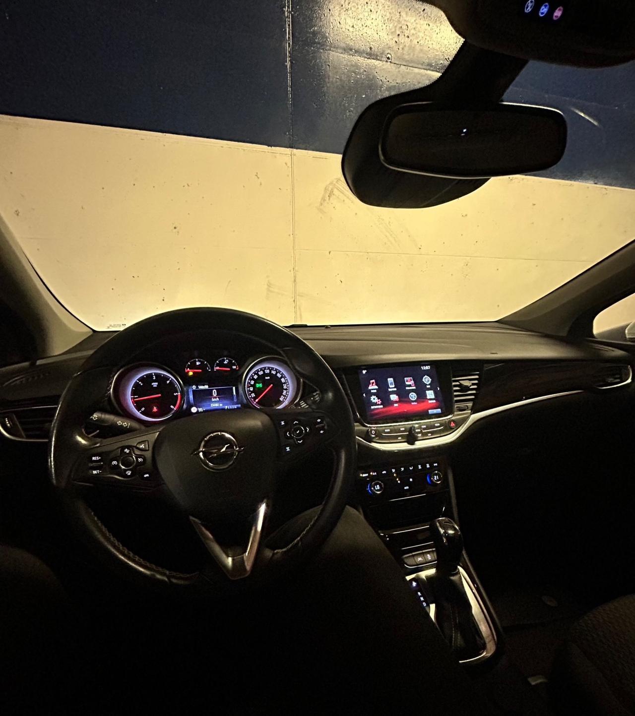 Opel Astra Sports Tourer FULL OPT. Gancio Traino