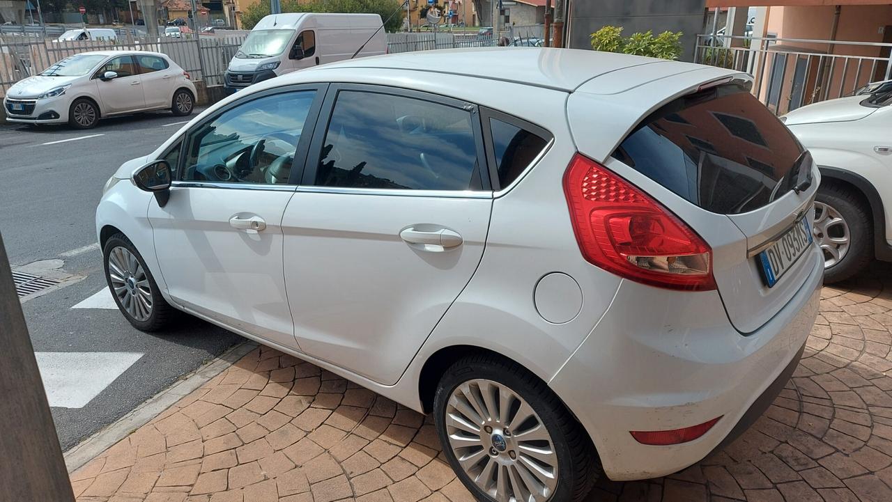 Ford Fiesta 1.2 82 CV 5 porte Titanium