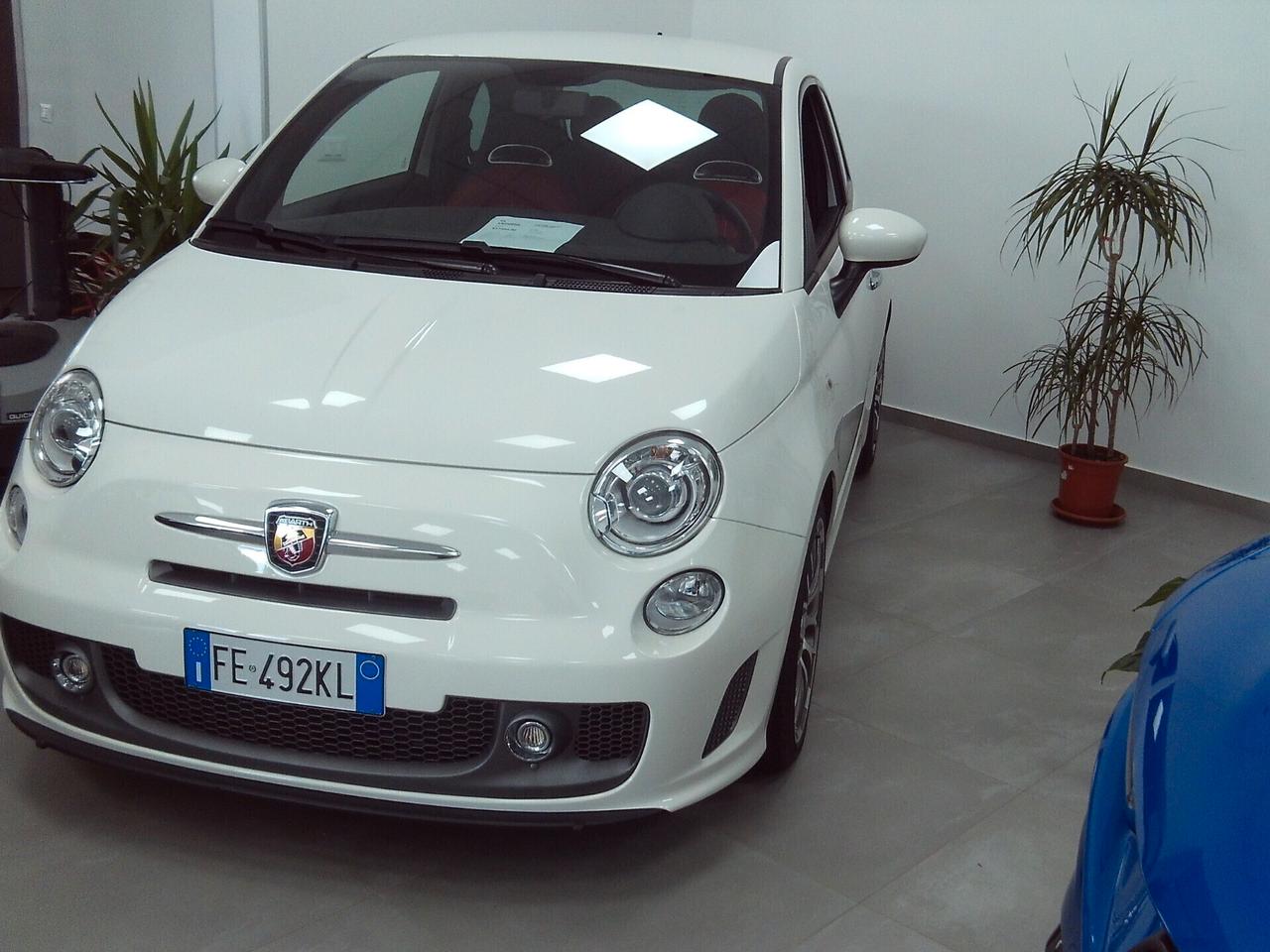 Abarth 595 1.4 Turbo T-Jet 165 CV Turismo