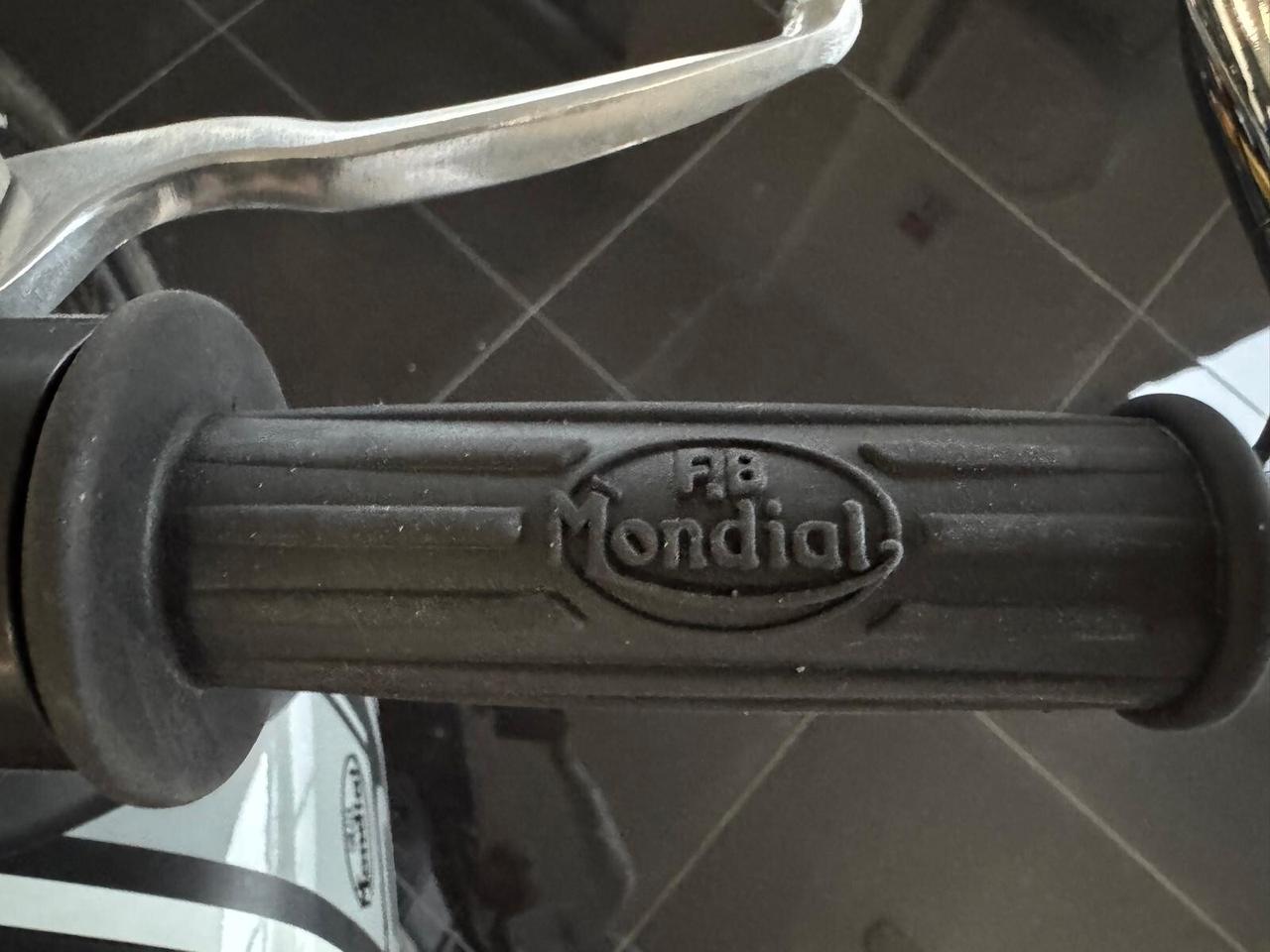 La F.B. Mondial HPS 125