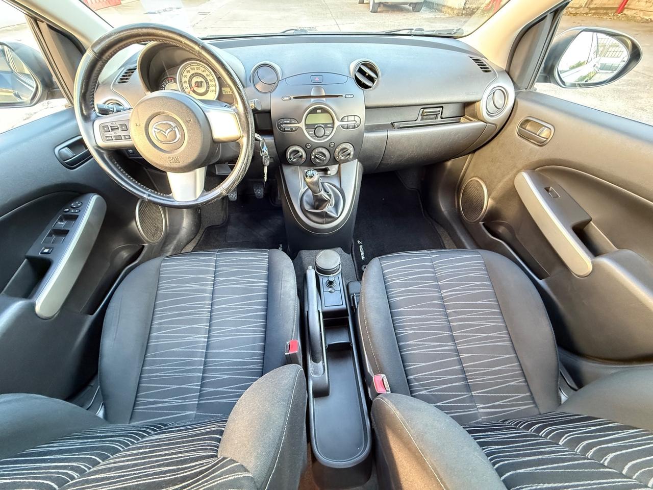 Mazda 2 Fun neopatentati