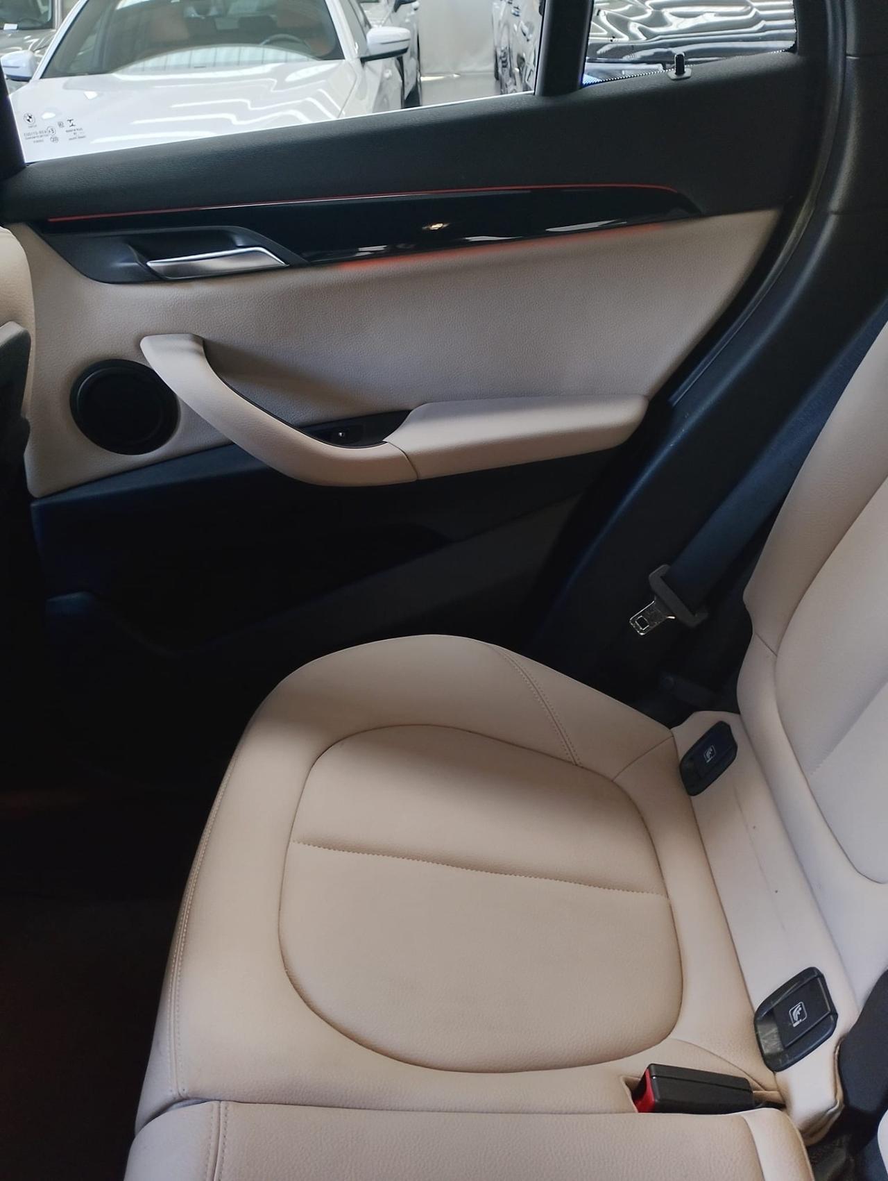 Bmw X1 sDrive18d xLine