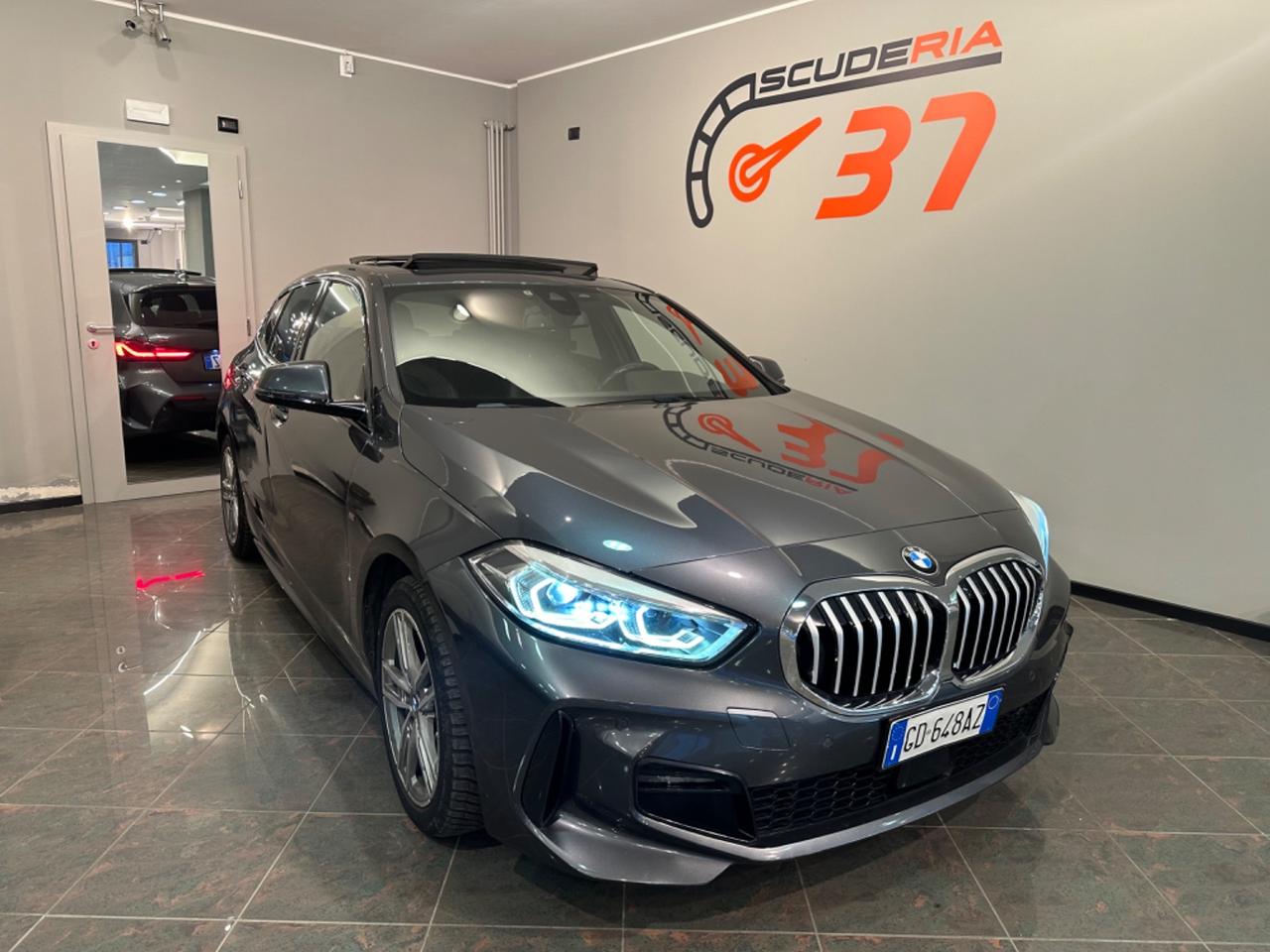 Bmw 116 116d 5p. Msport