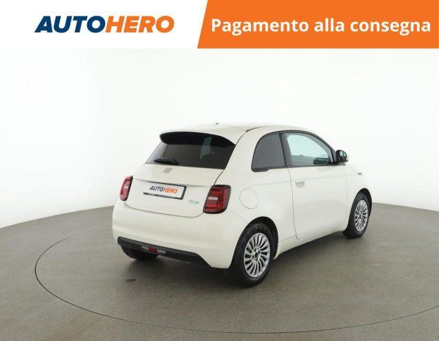 FIAT 500e Berlina 23,8 kWh Action