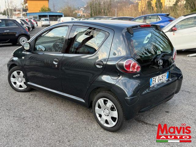 TOYOTA Aygo 1.0 12V VVT-i 5 porte Now Connect