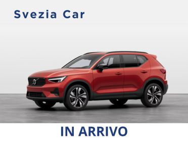 Volvo XC40 B3 automatico Plus Dark