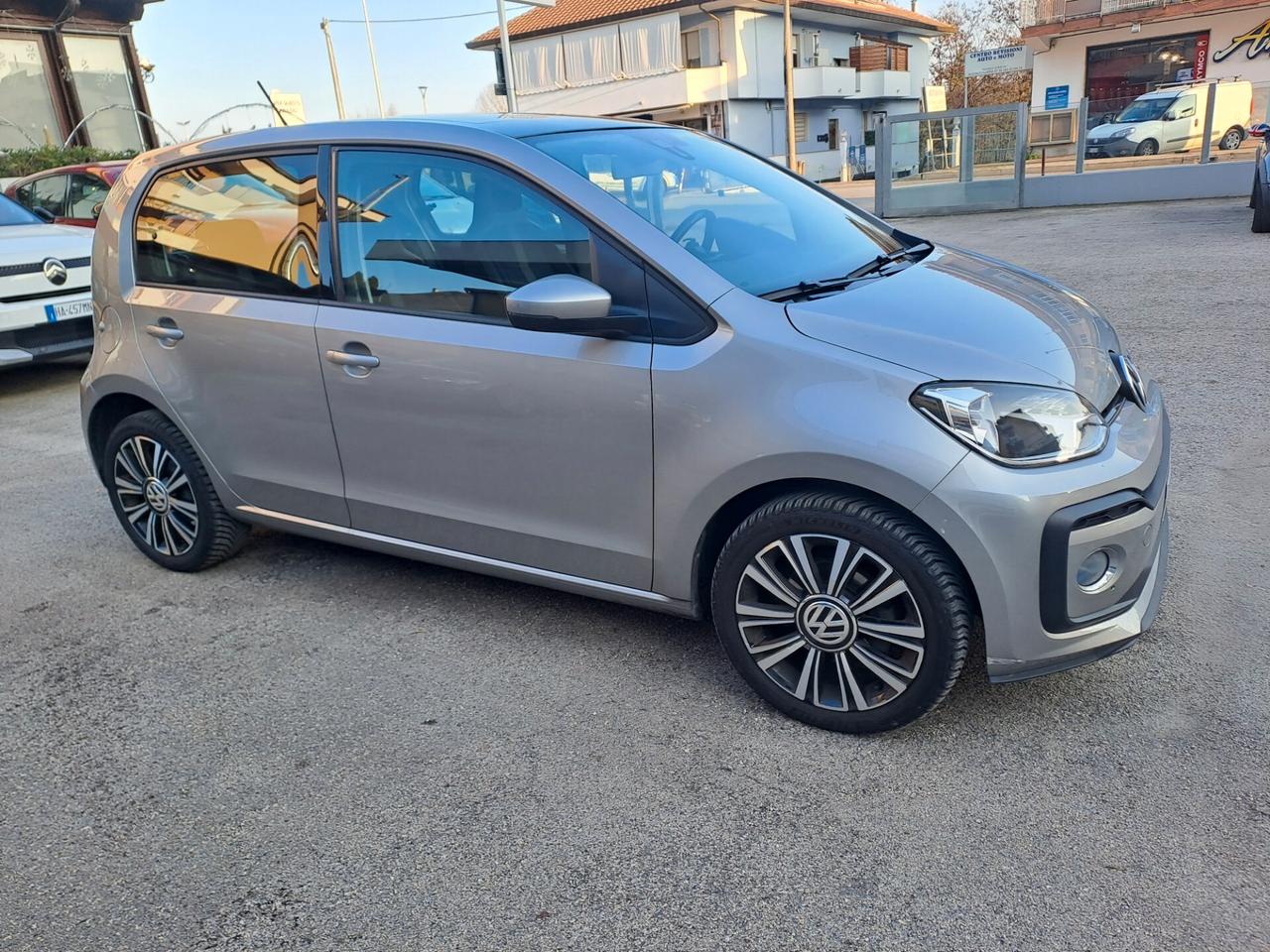 Volkswagen up! 1.0 5p. eco high BlueMotion Technology